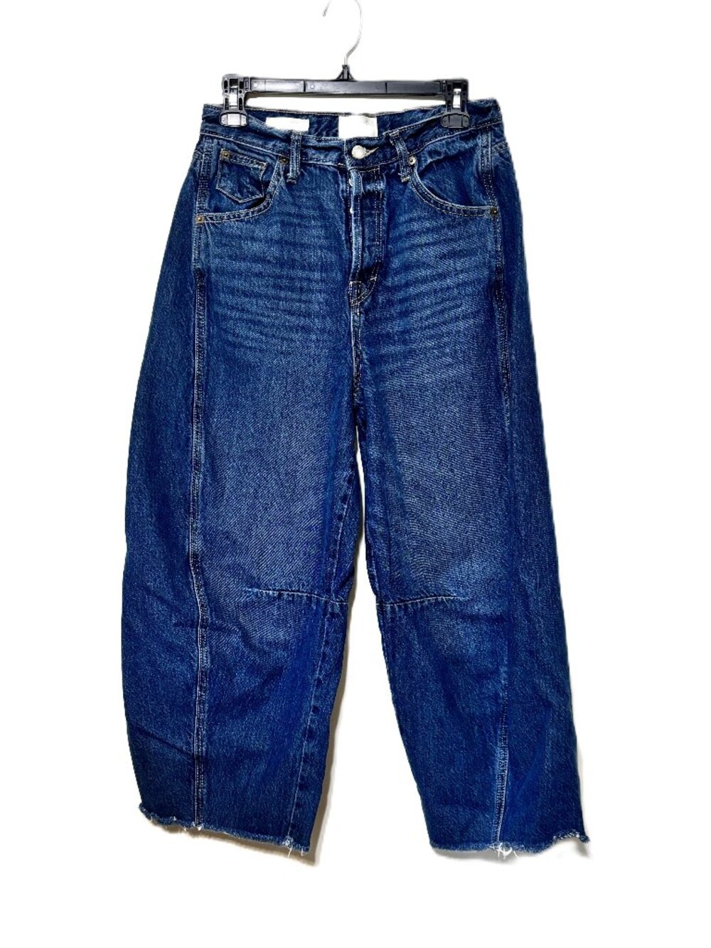 Universal Threads Barrel Jeans, Size 6R